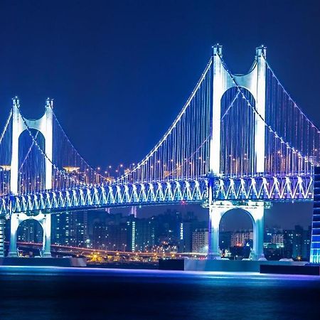 Ramada Encore By Wyndham Busan Haeundae Екстер'єр фото